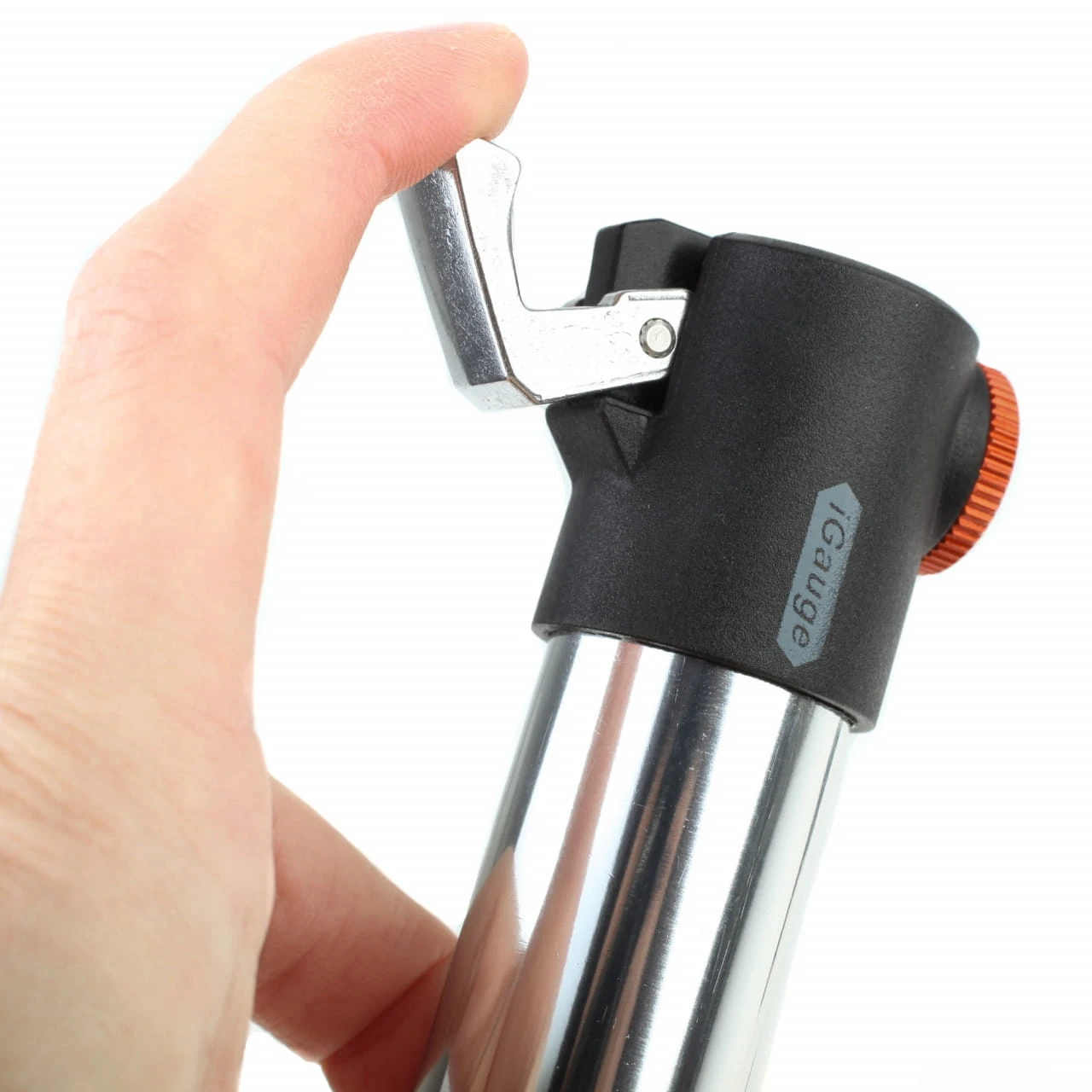 Airace IWindpro V1 MTB Bluetooth-Minimpumpe Mit Digitaler App-Anzeige Bis 5,5 Bar (80 PSI) 7 Airace IWindpro V1 MTB Bluetooth-Minimpumpe Mit Digitaler App-Anzeige Bis 5,5 Bar (80 PSI) – Bild 5