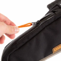 Restrap Bolt-On Top Tube Bag 0,8 L Oberrohrtasche -Rad Teile Welt Geschaft 59205227 05cBWJI82repdVN 1280x1280