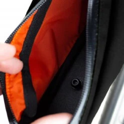 Restrap Bolt-On Top Tube Bag 0,8 L Oberrohrtasche -Rad Teile Welt Geschaft 59205227 06MZYUIcSn3dEZp 1280x1280