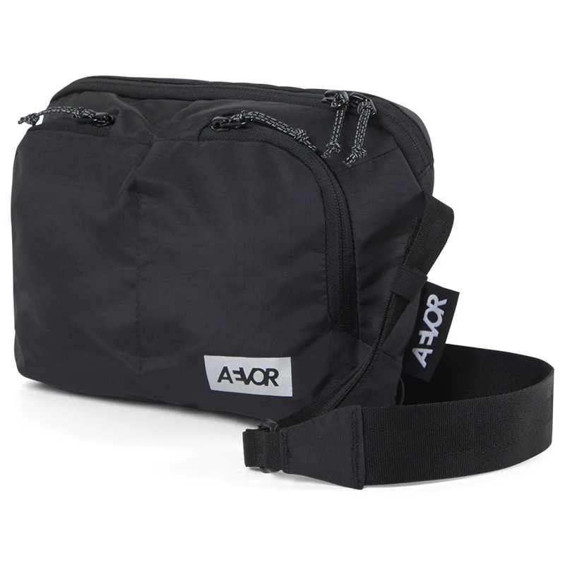 AEVOR Sacoche Bag Ripstop Black - Umhängetasche 4 L Mit Anti-Twist-Gurt Schwarz 4 AEVOR Sacoche Bag Ripstop Black - Umhängetasche 4 L Mit Anti-Twist-Gurt Schwarz – Bild 2