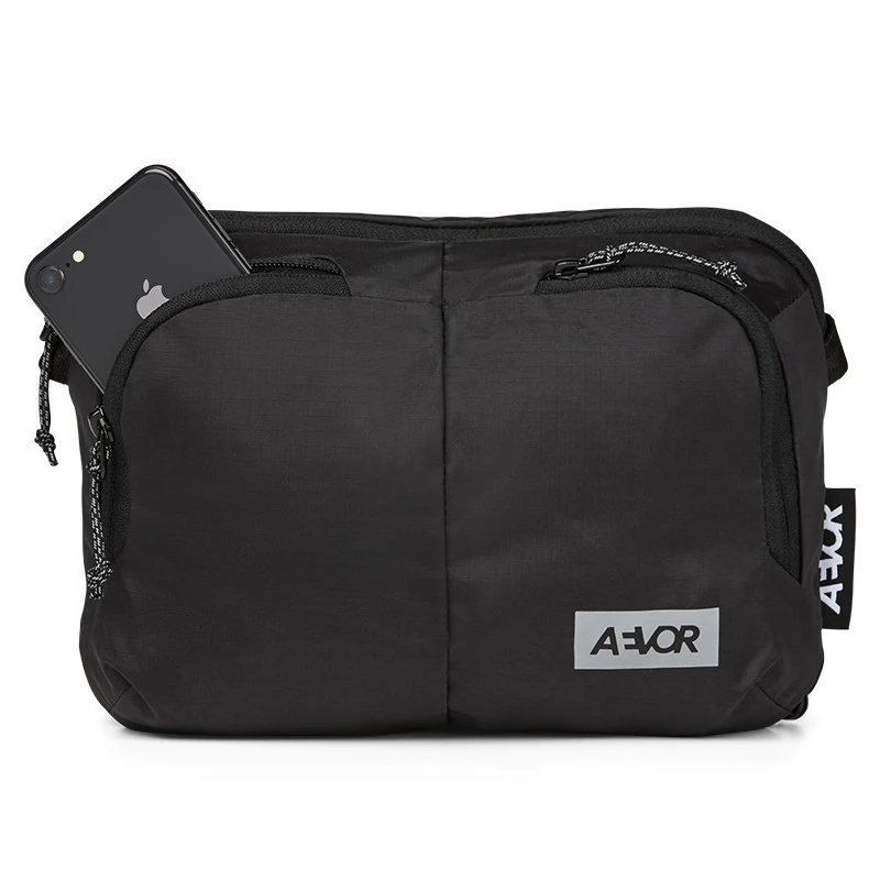 AEVOR Sacoche Bag Ripstop Black - Umhängetasche 4 L Mit Anti-Twist-Gurt Schwarz 7 AEVOR Sacoche Bag Ripstop Black - Umhängetasche 4 L Mit Anti-Twist-Gurt Schwarz – Bild 5