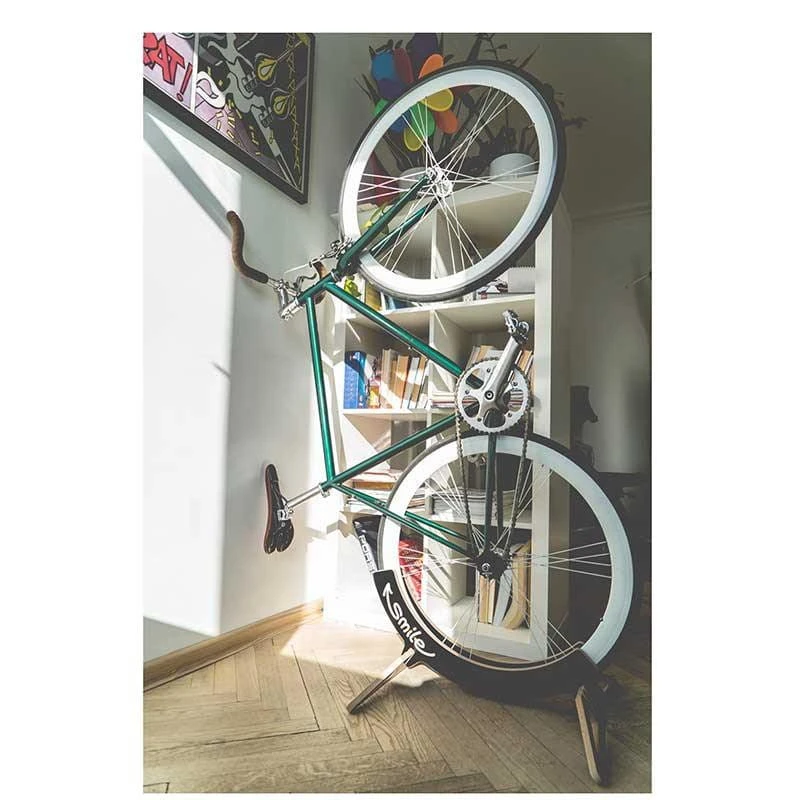 Smile Fahrradständer Aus Holz, Universell Für Rennrad Bis MTB - Rot 8 Smile Fahrradständer Aus Holz, Universell Für Rennrad Bis MTB - Rot – Bild 6