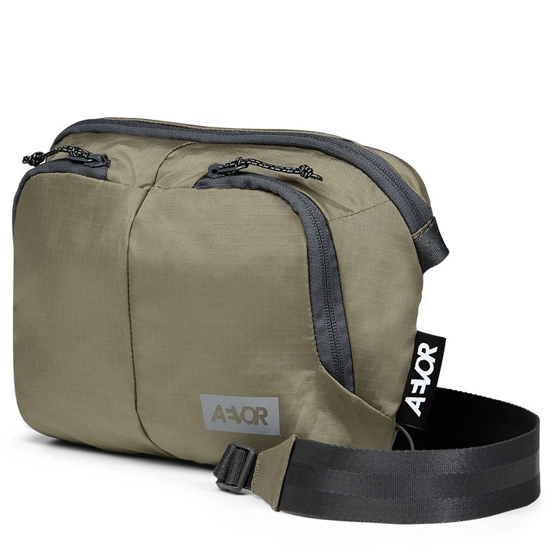 AEVOR Sacoche Bag Ripstop Clay - Umhängetasche 4 L Mit Anti-Twist-Gurt Lehmfarben 4 AEVOR Sacoche Bag Ripstop Clay - Umhängetasche 4 L Mit Anti-Twist-Gurt Lehmfarben – Bild 2