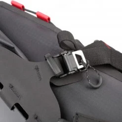 Revelate-designs Revelate Designs Spinelock Satteltasche 10 L - Schwarz -Rad Teile Welt Geschaft 68923938 06O0HqBMY4vCLQA 1280x1280