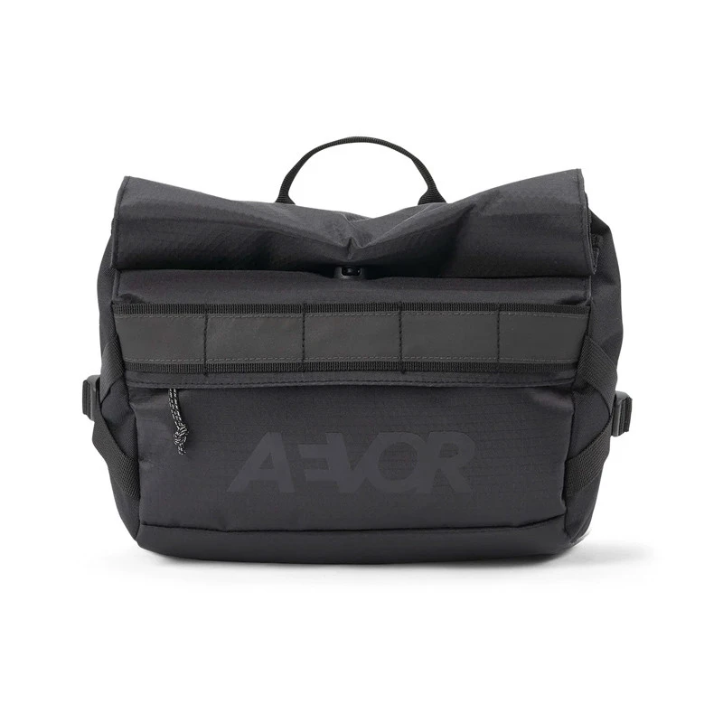 AEVOR Waist Pack Proof Black 3 AEVOR Waist Pack Proof Black