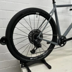 [EINZELSTÜCK] OPEN WI.DE Komplettrad Force/Eagle AXS Größe L In 650b Farbe Grau -Rad Teile Welt Geschaft 68925345 02 1280x1280