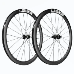 LEEZE CH 40 Gravel-Laufradsatz Carbon Mit Schwarzen Decals - Shimano-Freilauf 9 LEEZE CH 40 Gravel-Laufradsatz Carbon Mit Schwarzen Decals - Shimano-Freilauf -Rad Teile Welt Geschaft 68925518 03 1280x1280