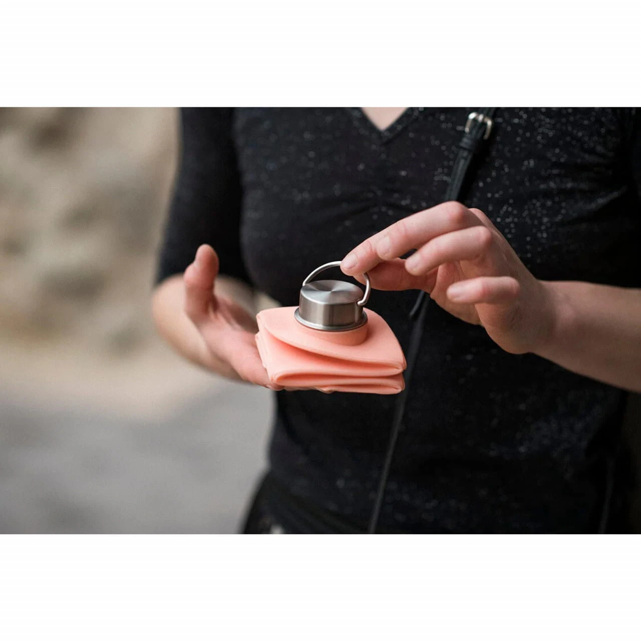 DiFOLD Origami Bottle - Faltbare Trinkflasche 750 Ml - Pink Win (Rosa) 6 DiFOLD Origami Bottle - Faltbare Trinkflasche 750 Ml - Pink Win (Rosa) – Bild 4